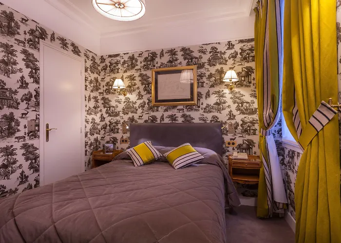 Grand De L'univers Saint-germain Hotel