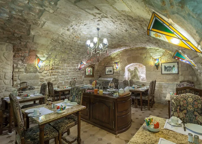 Grand De L'univers Saint-germain Hotel