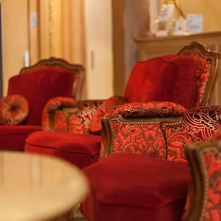 Grand De L'univers Saint-germain 3* Parigi