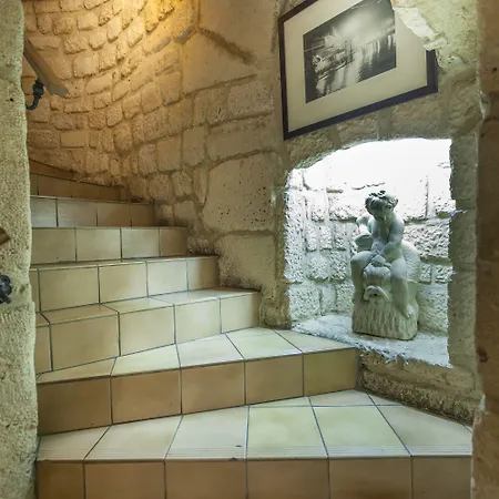 Grand De L'univers Saint-germain