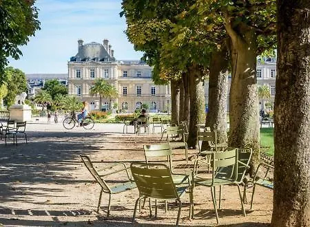 Grand De L'univers Saint-germain