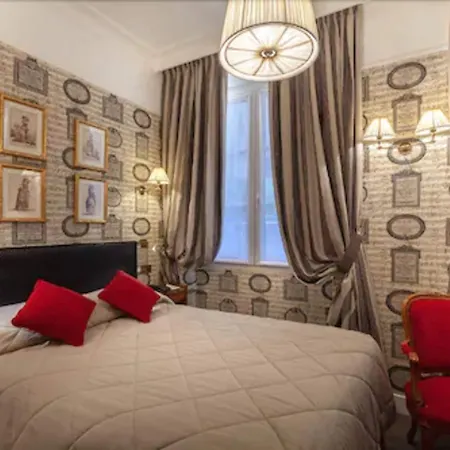 Grand De L'univers Saint-germain Hotel 3*