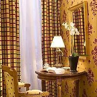 Grand De L'univers Saint-germain 3* París