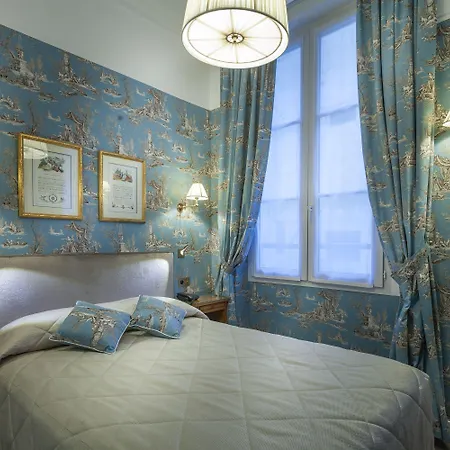 Grand De L'univers Saint-germain Hotel 3*