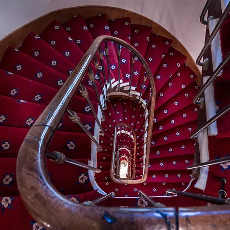 Grand De L'univers Saint-germain פריז