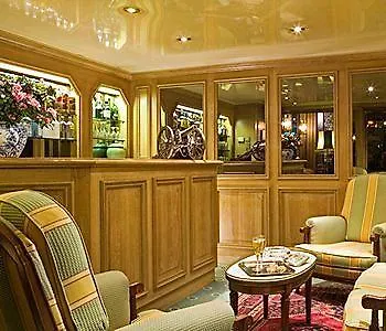 Grand De L'univers Saint-germain 3*